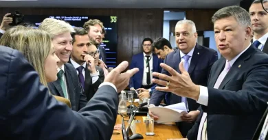 CPMI do INSS aprova quebra de sigilos bancários e fiscais do filho do presidente Lula