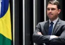 Em carta do hospital, Bolsonaro oficializa Flávio como pré-candidato presidencial para 2026